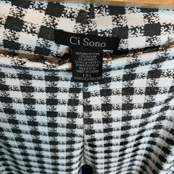 Ci Sono Pants Checkered Size 1X Stretch Pull On - Picture 2 of 3